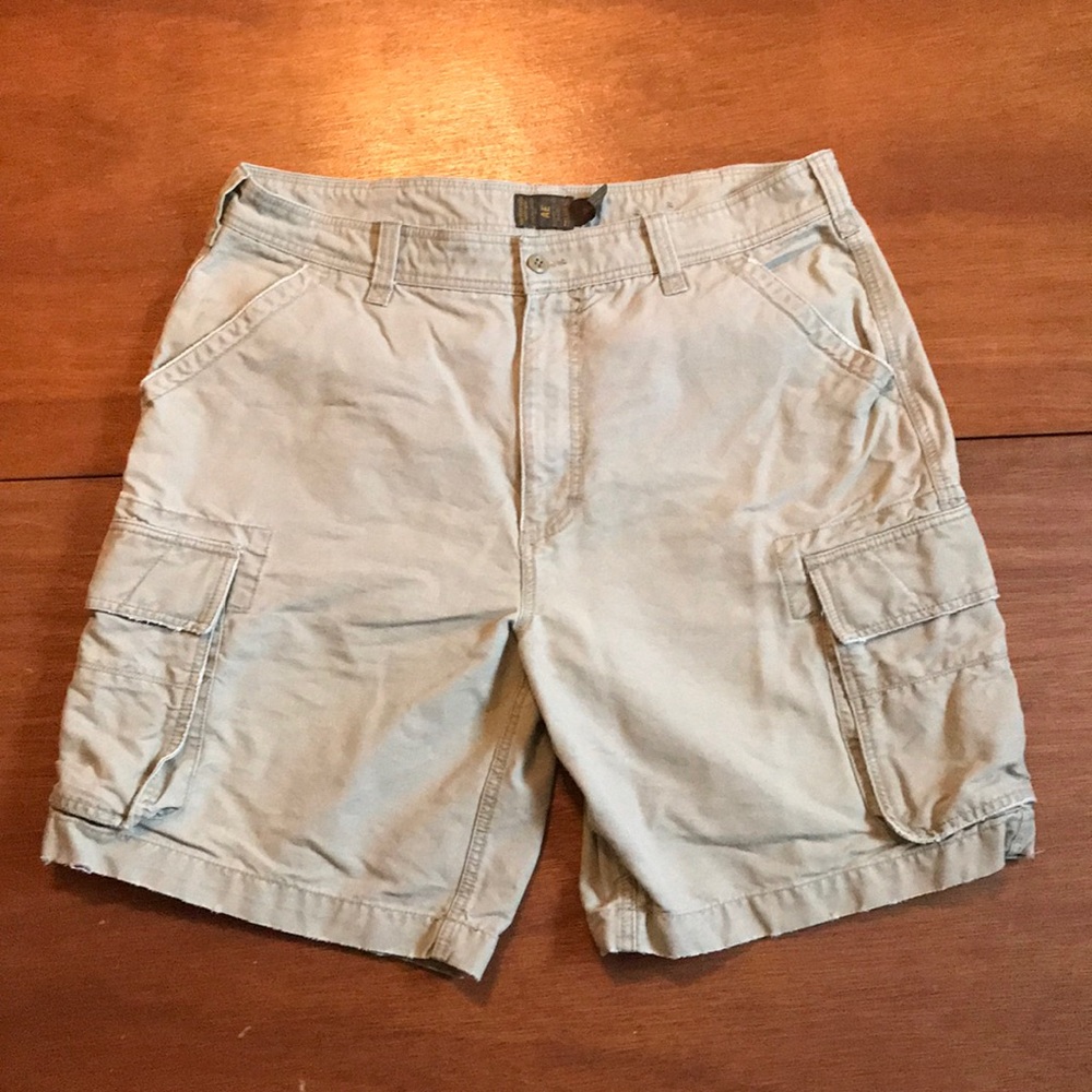 American eagles outfitters cargo shorts men 38